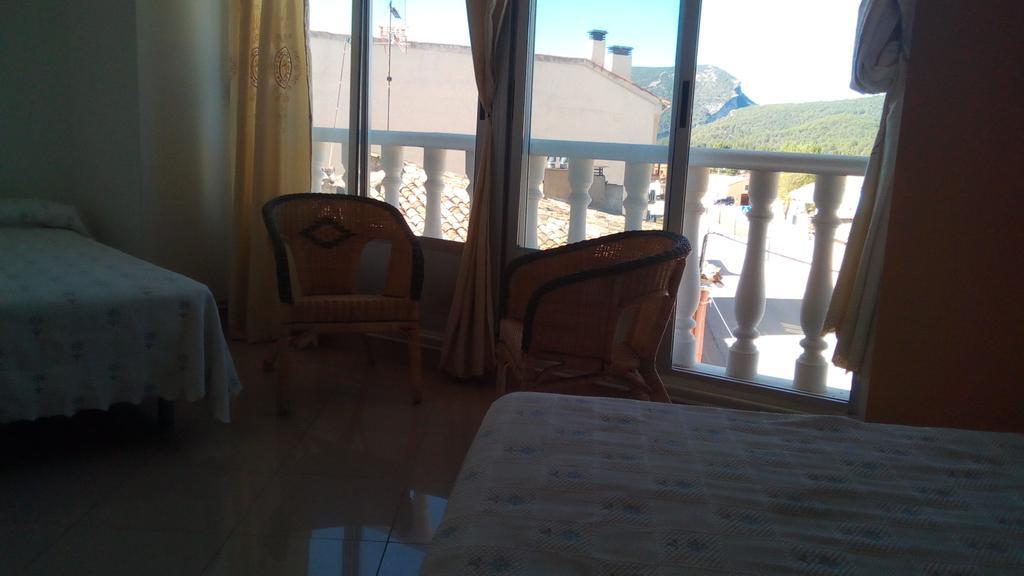 Hostal Cañamares Eksteriør bilde