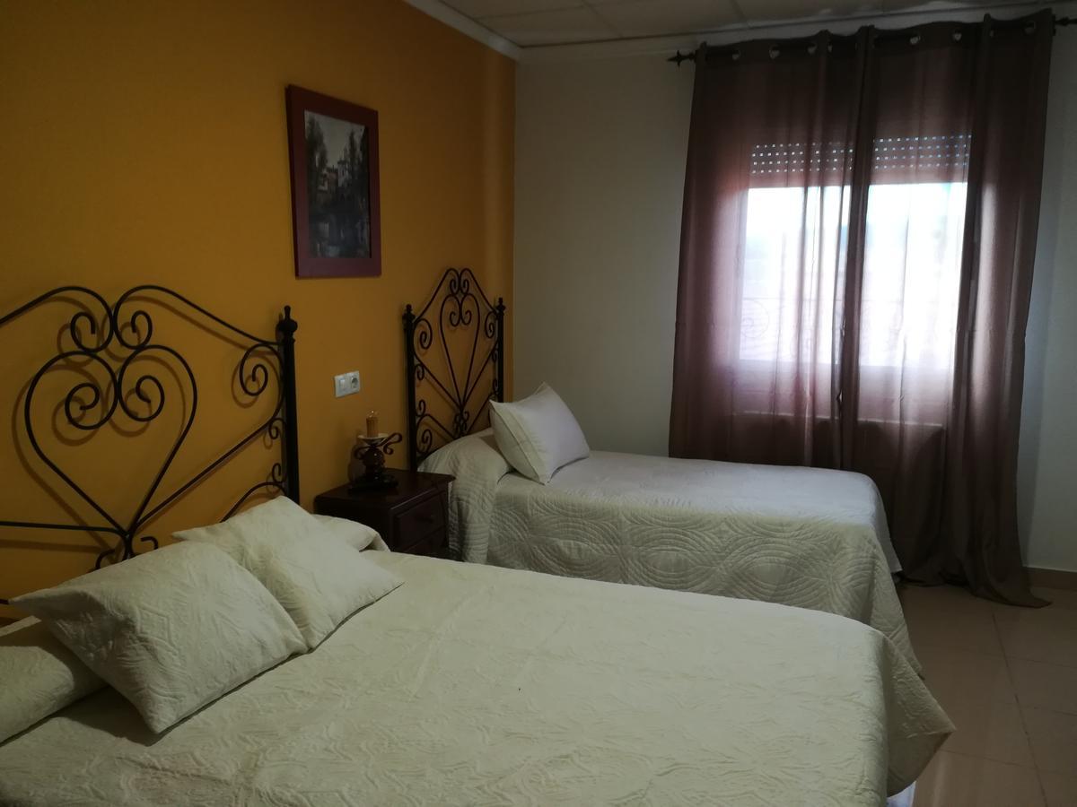 Hostal Cañamares Eksteriør bilde