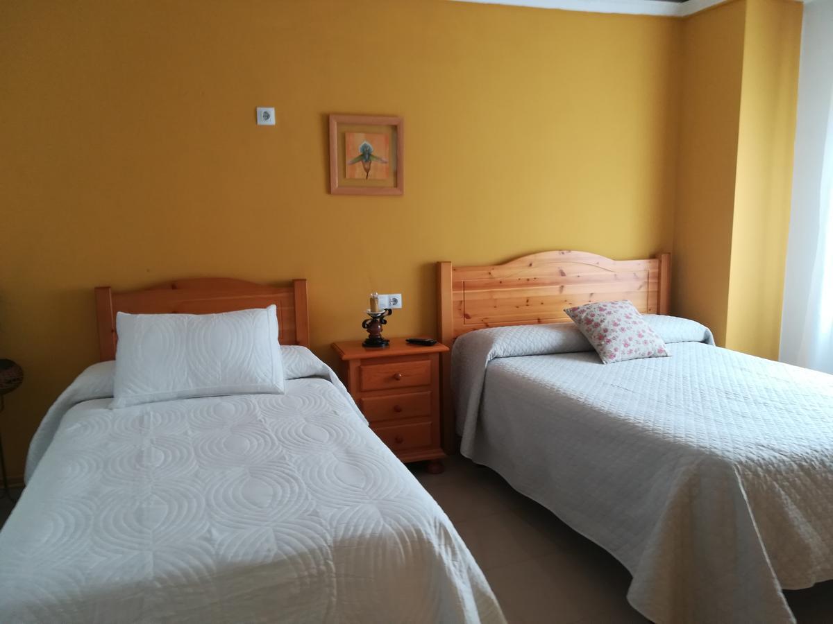 Hostal Cañamares Eksteriør bilde
